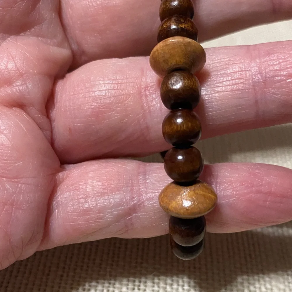 Brown two tone wood Beaded 8” long Bracelet with Gold anchor and loop Clasp